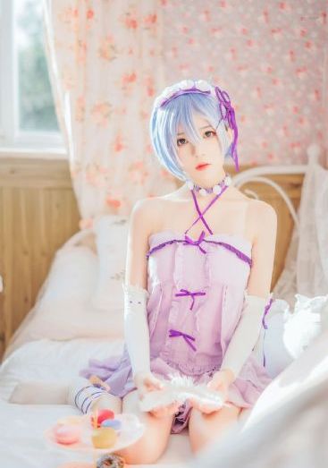 屈服电影