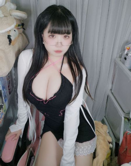米尼的第一次全集免费观看