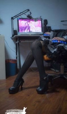 女王蜂游戏