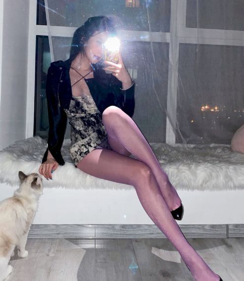 出差强睡年轻女老板1